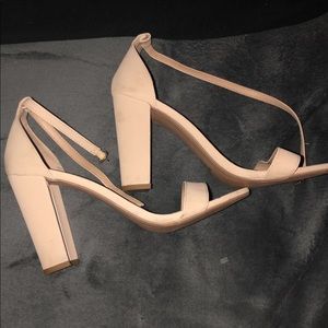 Nude High Heel.